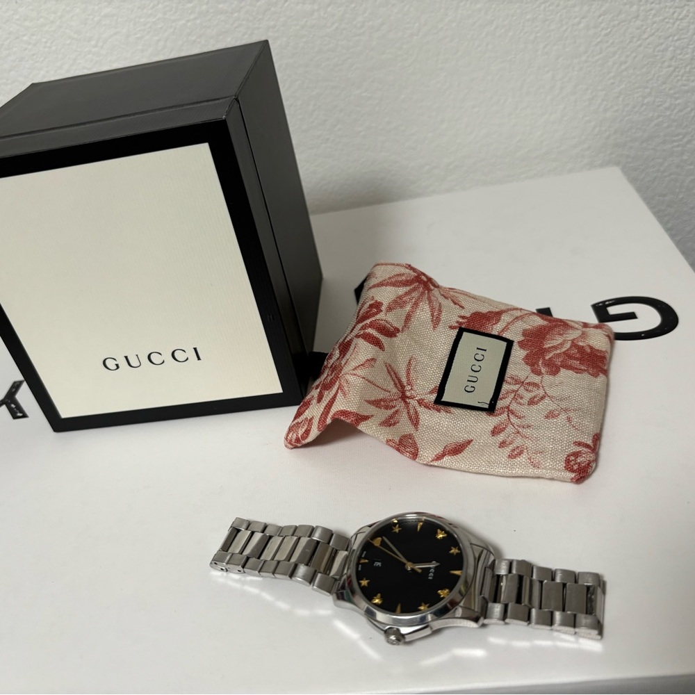Gucci watch. Good condition